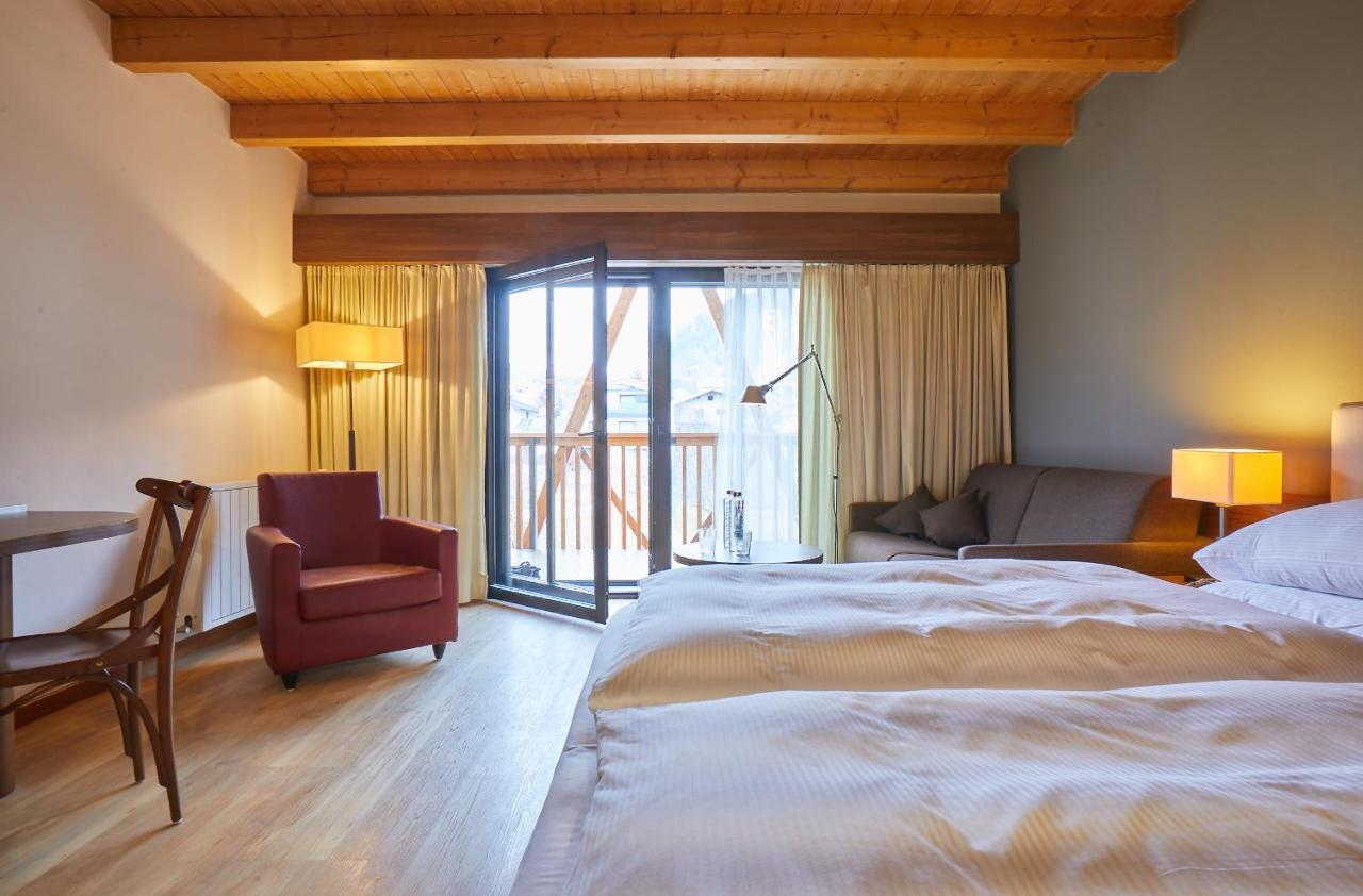 Double Room,1346193026:JPEG