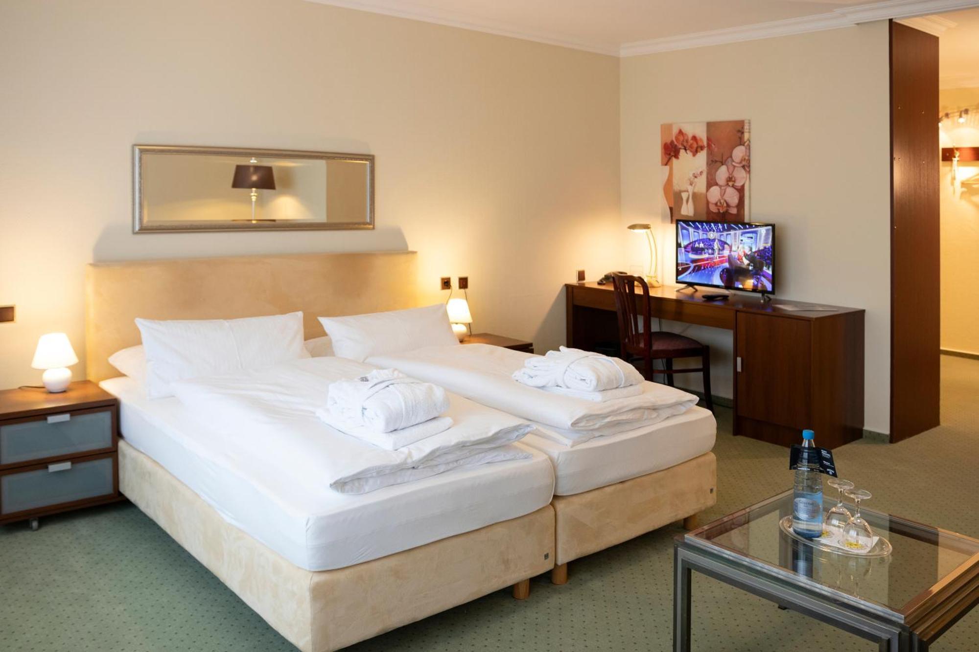 Doppelzimmer mit Balkon