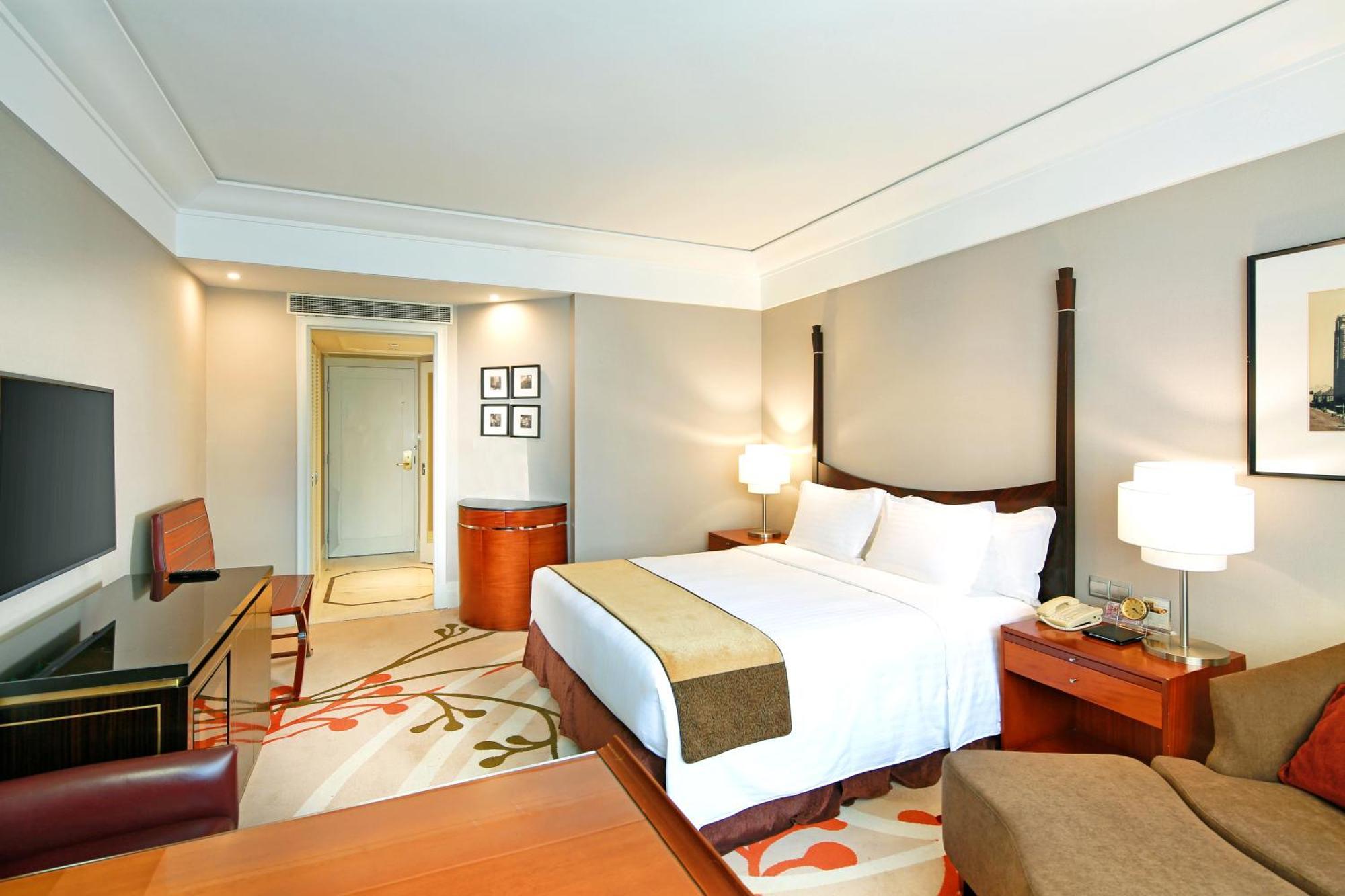 Grand Deluxe mit Kingsize-Bett - Garten Cathay