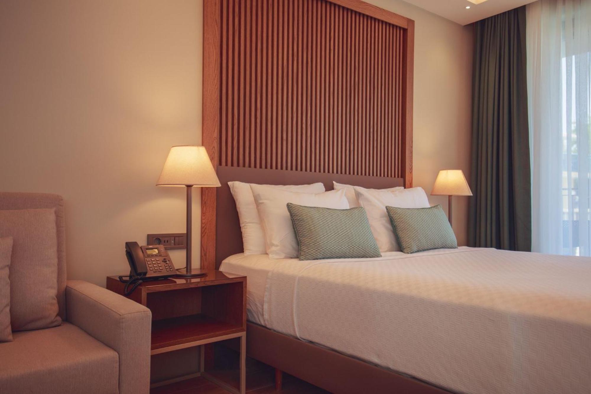 Deluxe Suite,1627888116:JPEG