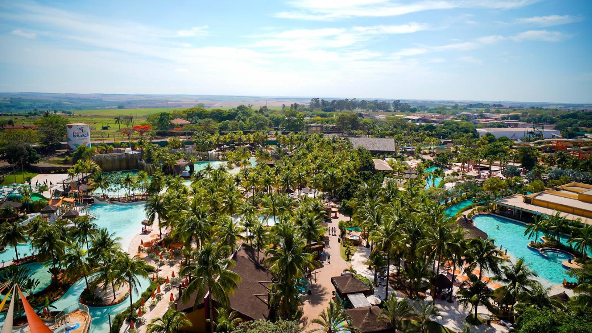 Premier Family Room - includes Hot Beach Water Park tickets