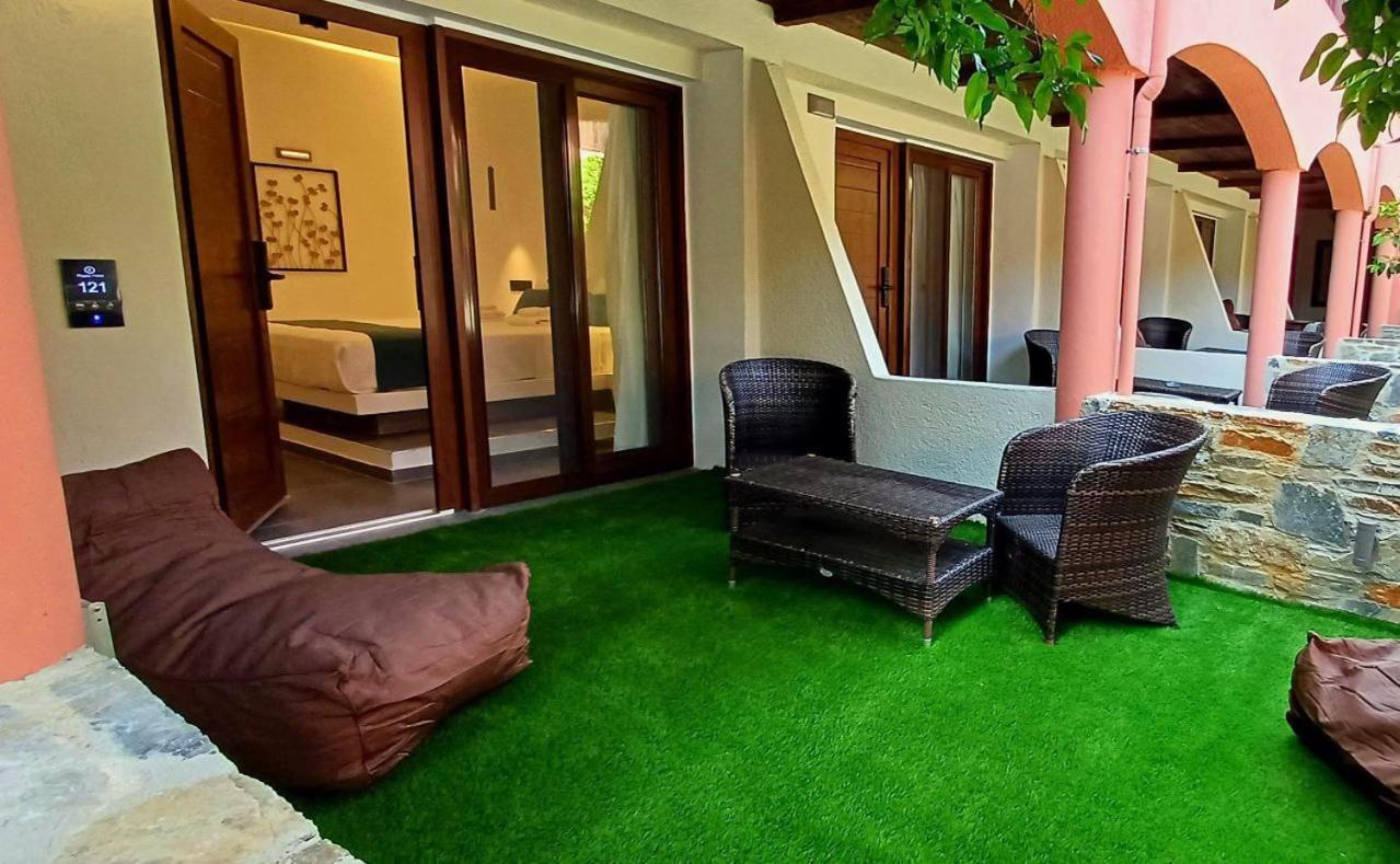 Superior B Garden View