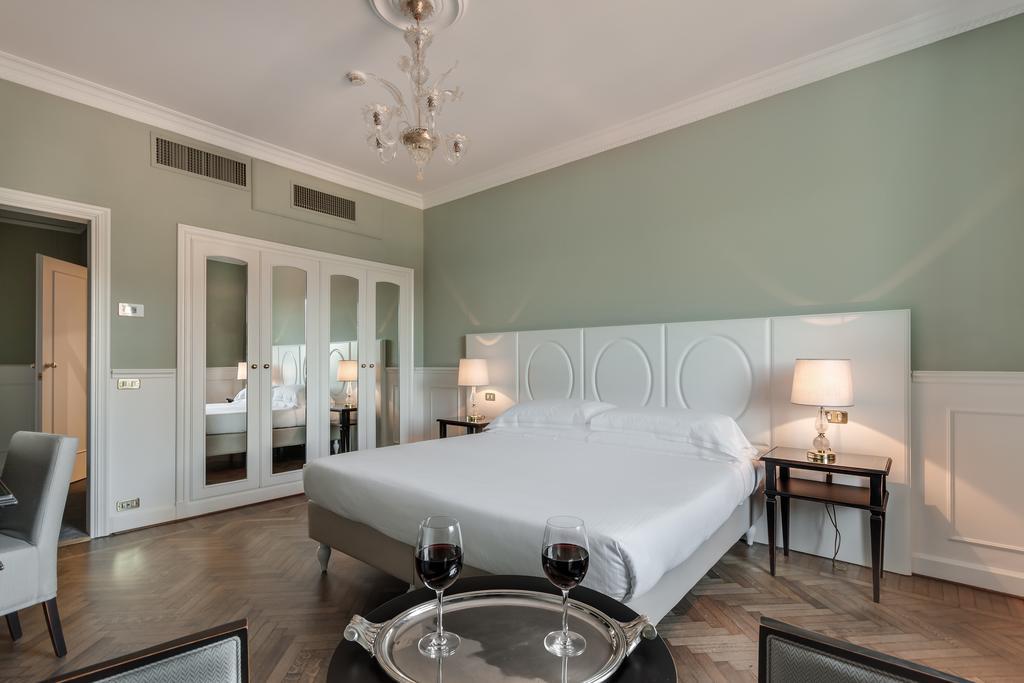 Premium Doppel-/Zweibettzimmer