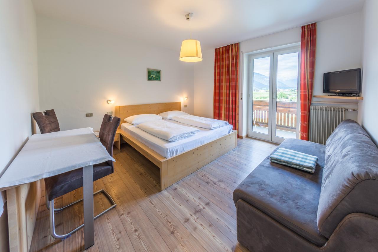 Doppelzimmer mit Balkon