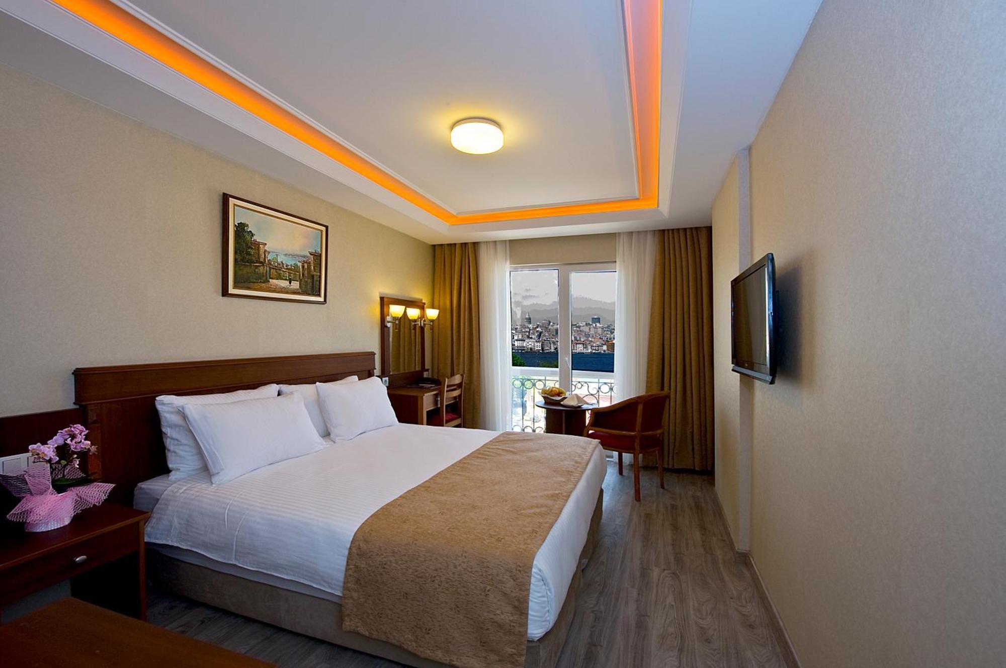 Double or Twin Room with Bosphorus View,1538250892:JPEG