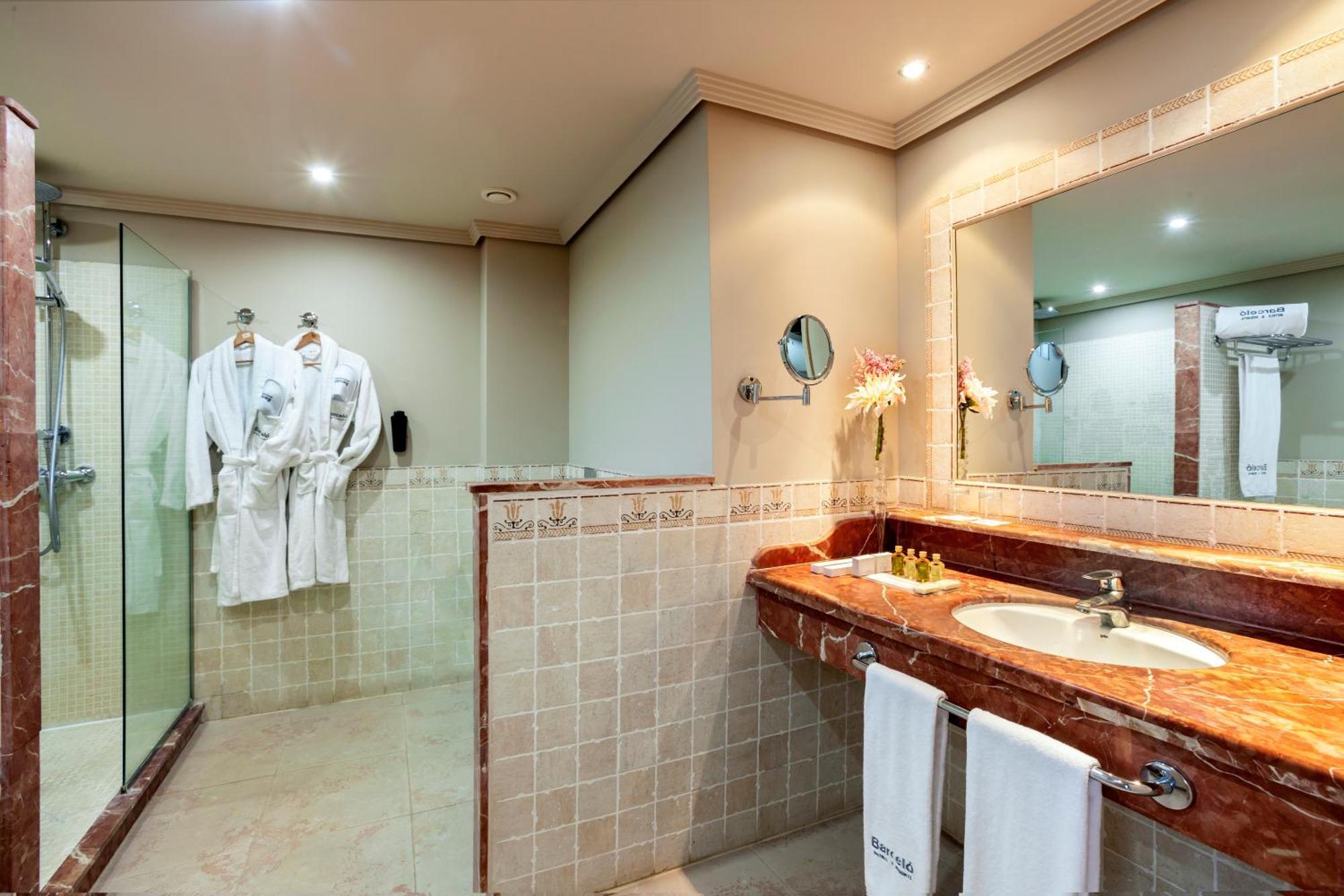 Family Junior Suite (2 Adults + 2 Children),704522155:JPEG