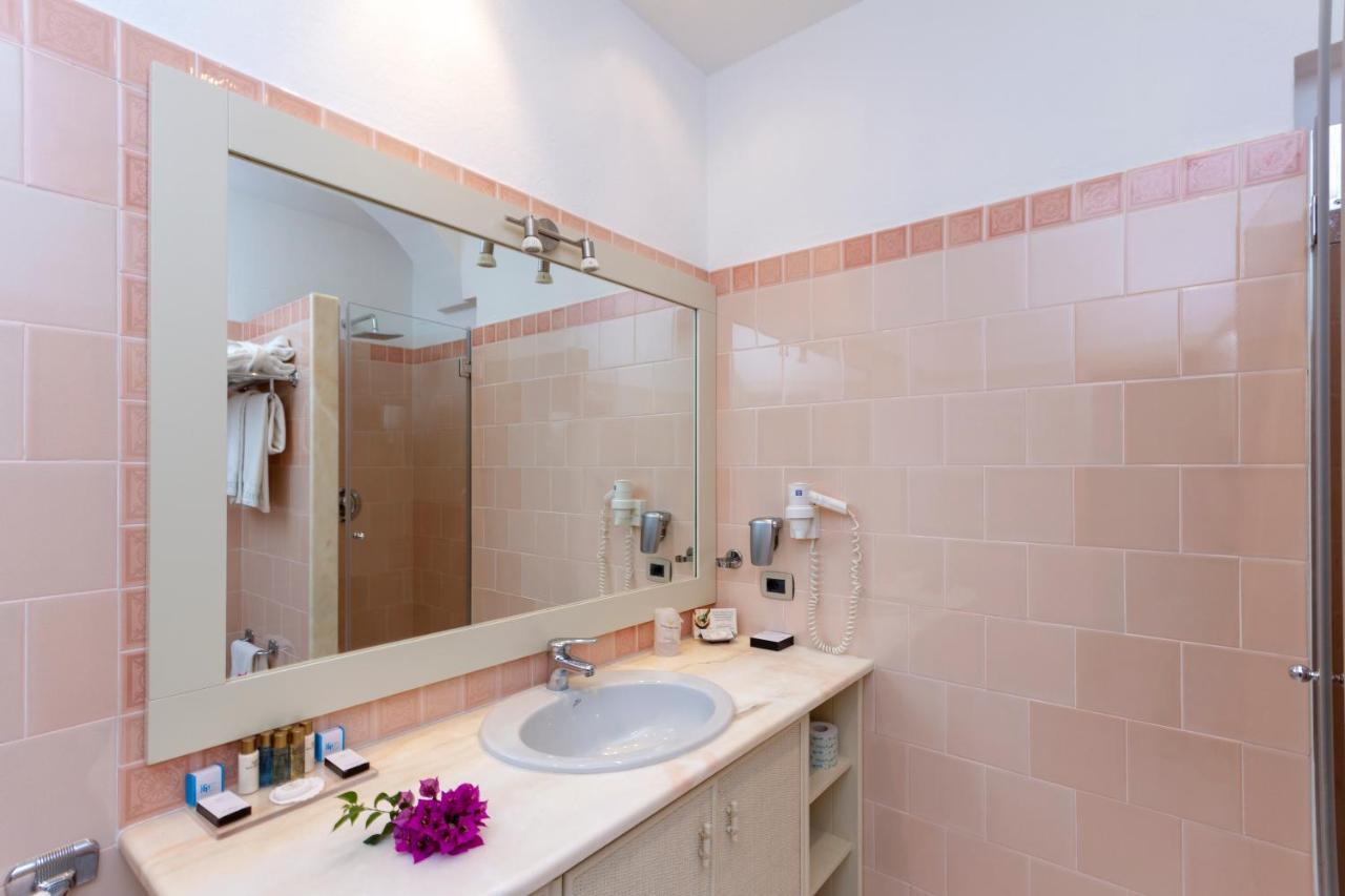 Superior Double Room,733146994:JPEG