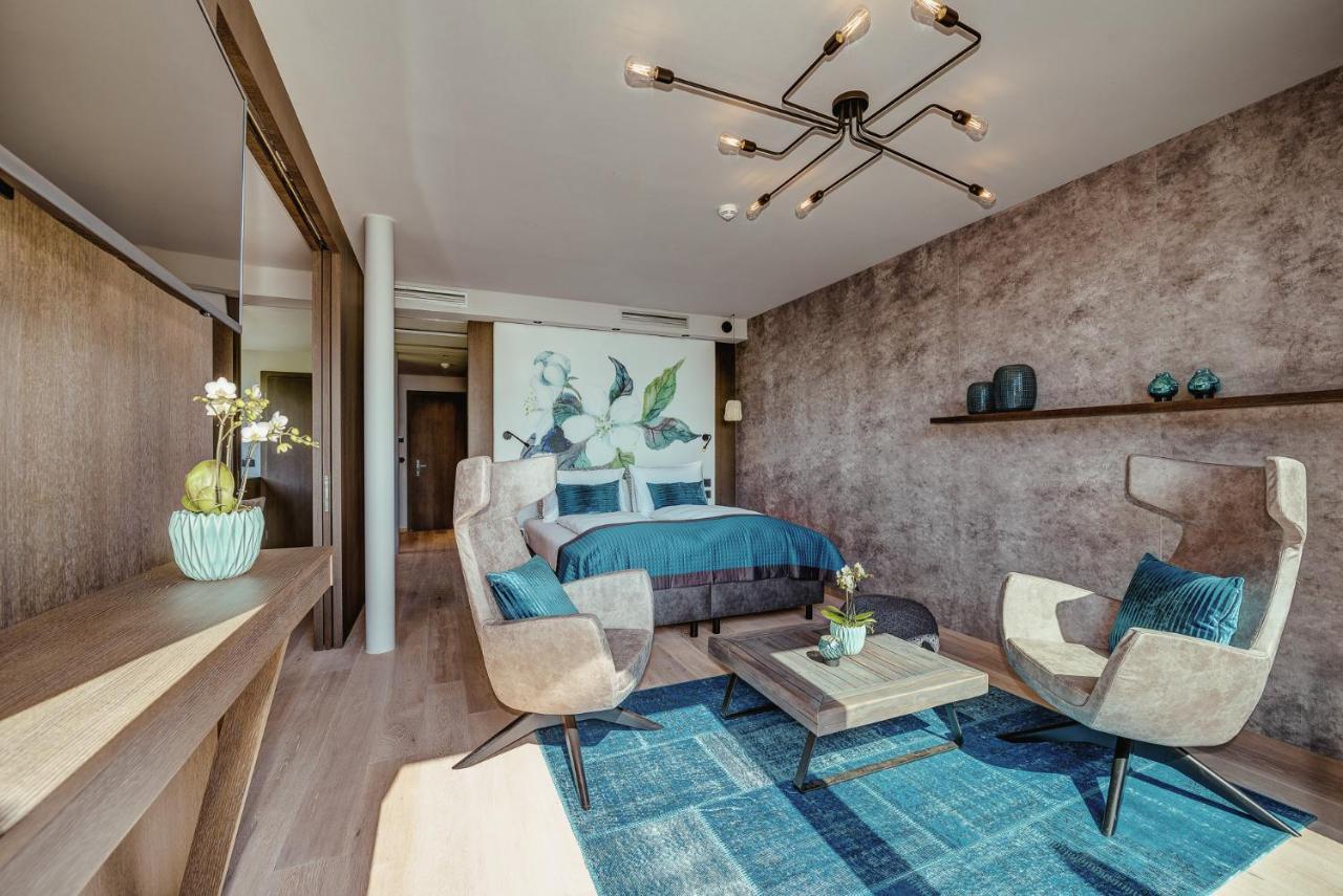 Penthouse Suite