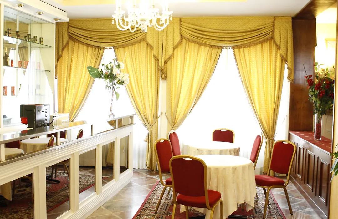 LH Grand Hotel Hermitage-1