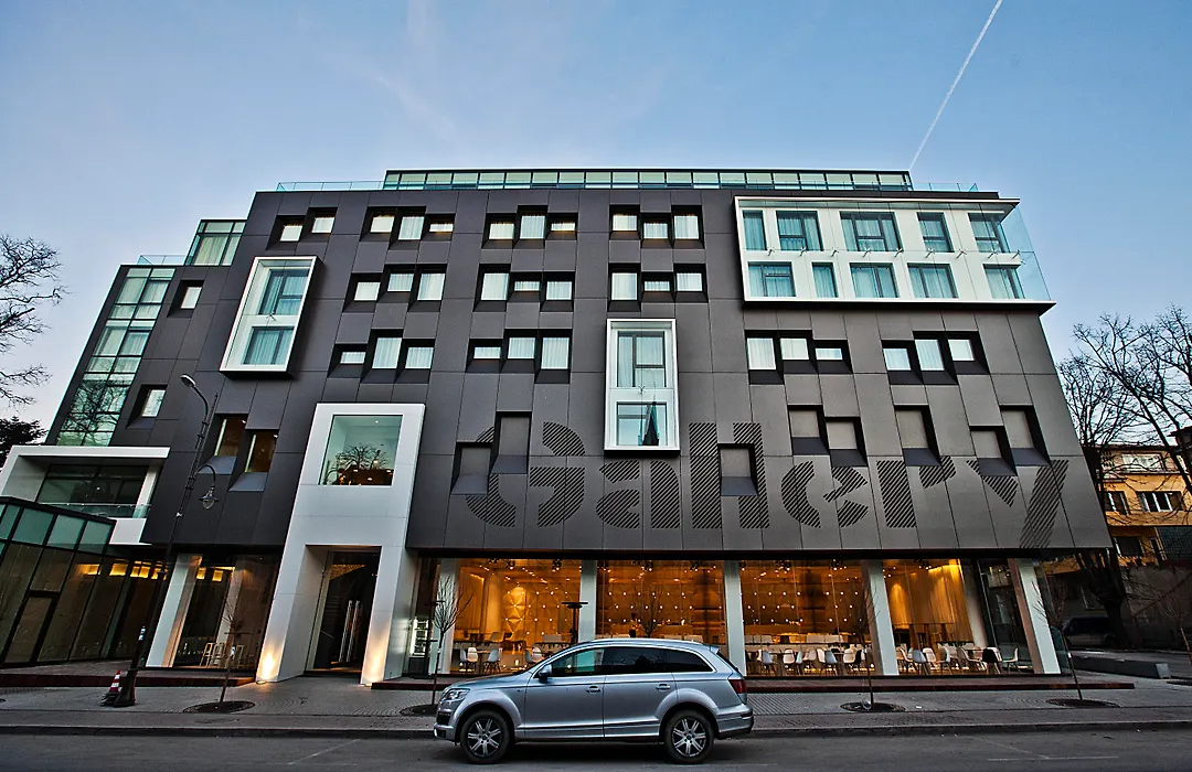 Graffit Gallery Design Hotel-1