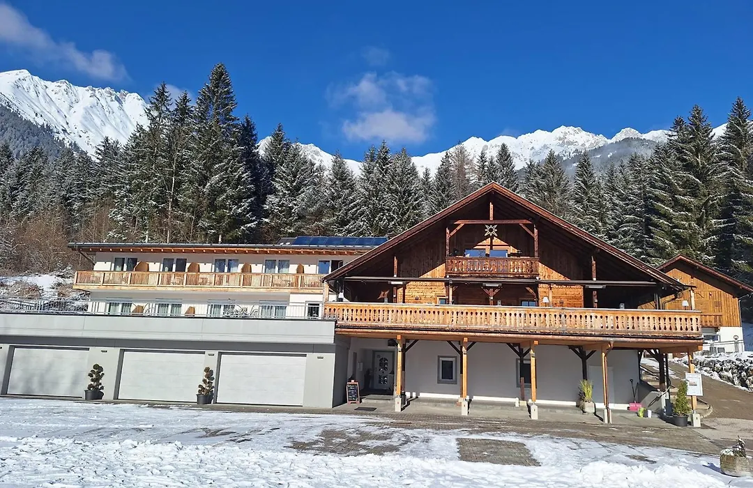 Hotel Garni - Pension Frau Hitt-1