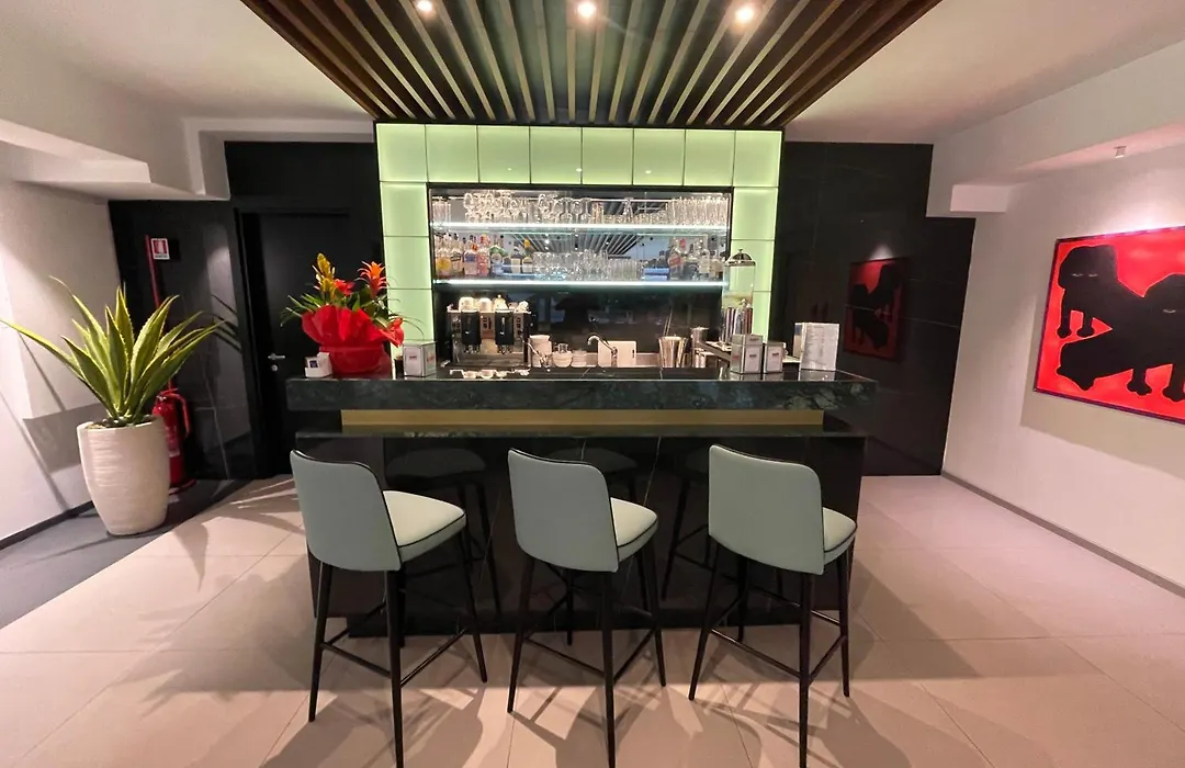Mh Florence Hotel & Spa-1