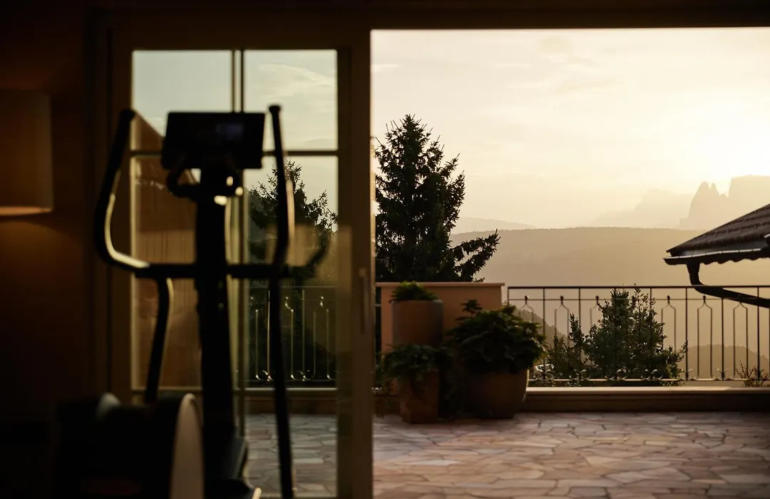 Saltus, Small Luxury Hotels Slh-1