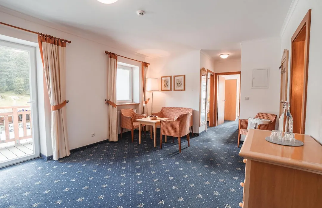 Hotel Kreuzberg Monte Croce-1