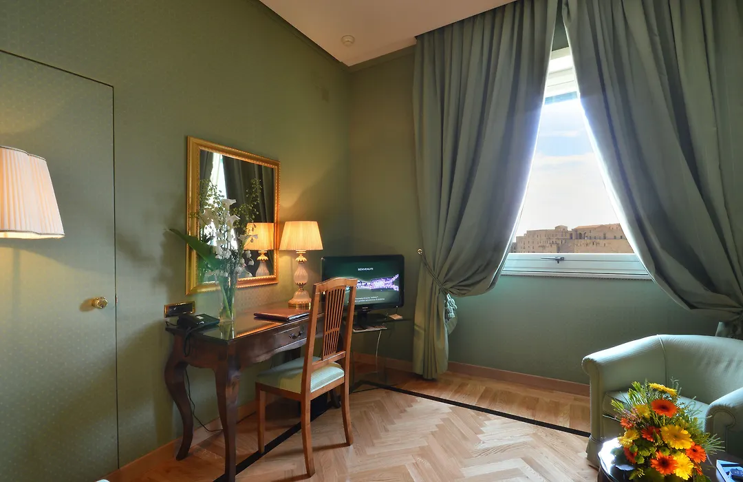 Grand Hotel Vesuvio-1