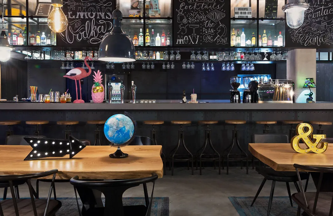 Moxy Amsterdam Houthavens-1