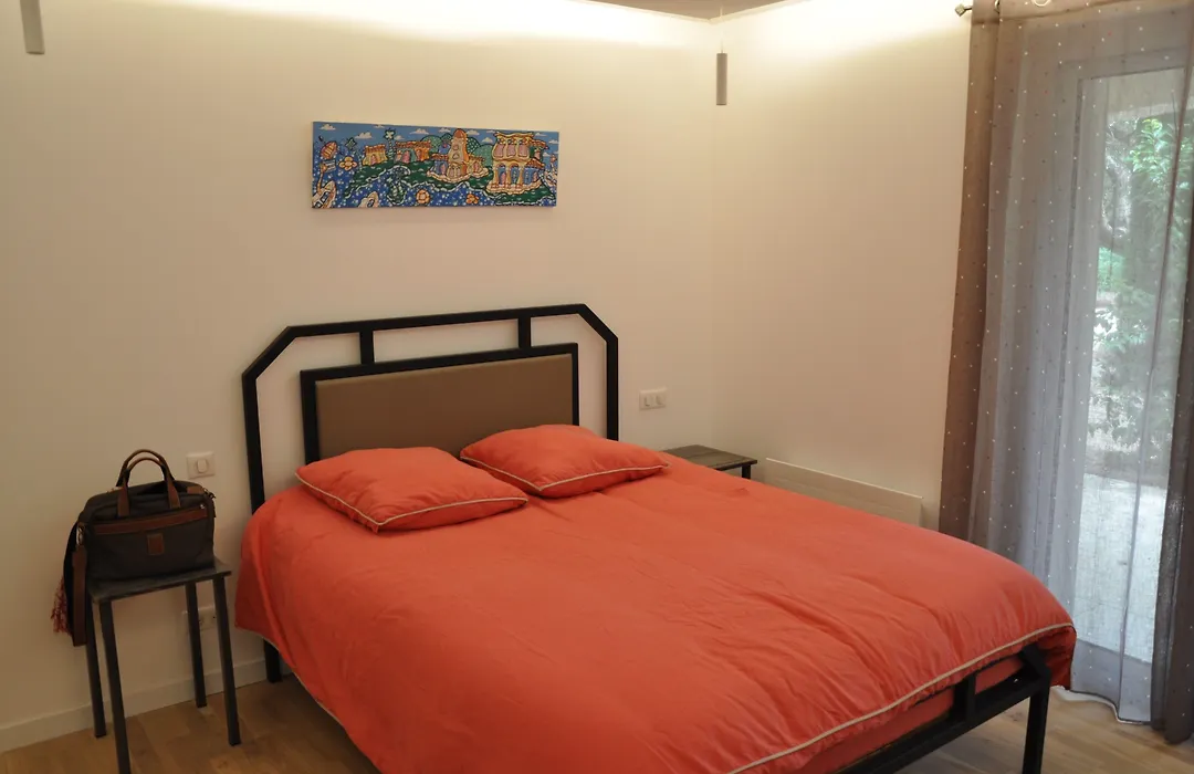 Chambres D'Hotes Sous L'Olivier-1
