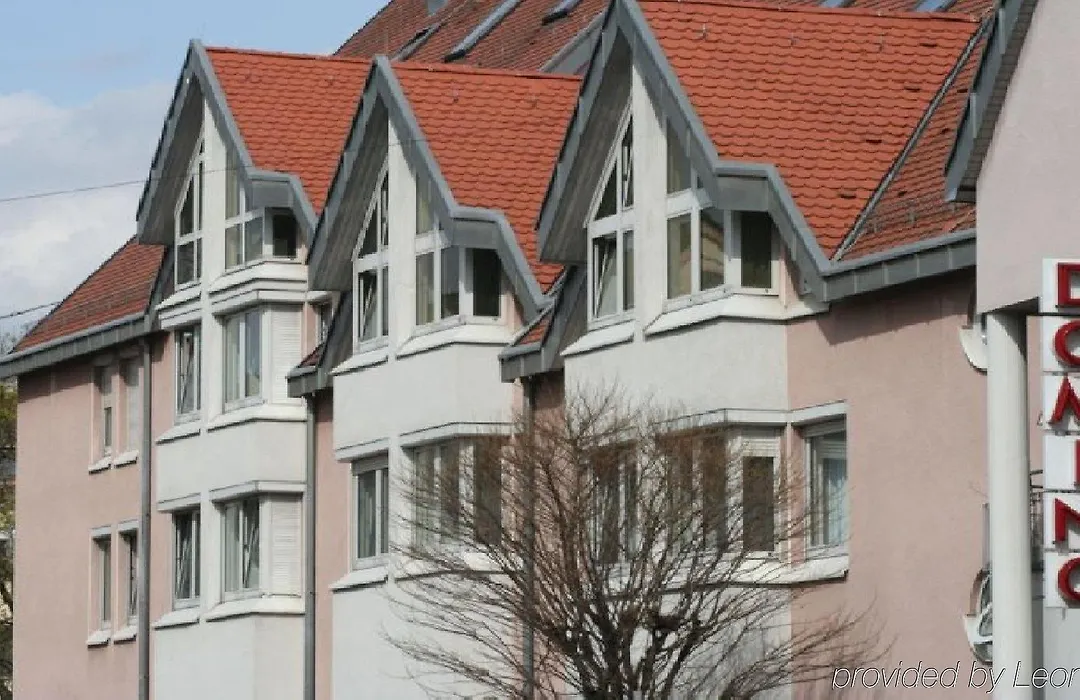 Hotel Domino-1