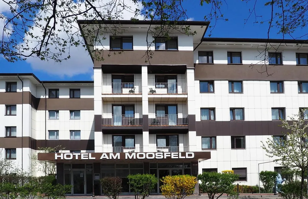 Hotel Am Moosfeld-1