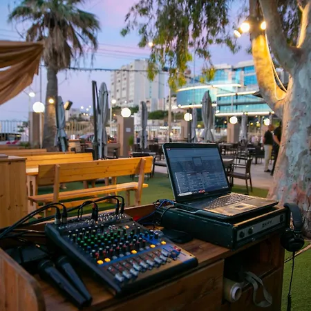 Beach Garden Hotel-3