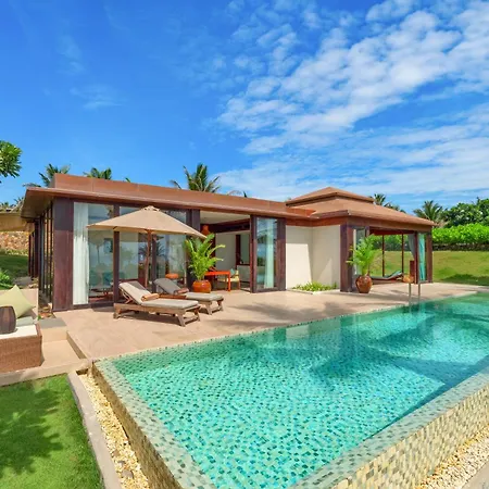 Fusion Resort Cam Ranh - All Spa Inclusive-3