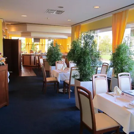 Leoso Hotel Ludwigshafen-2