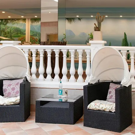 Golf- und Wellnesshotel Amtsheide-2