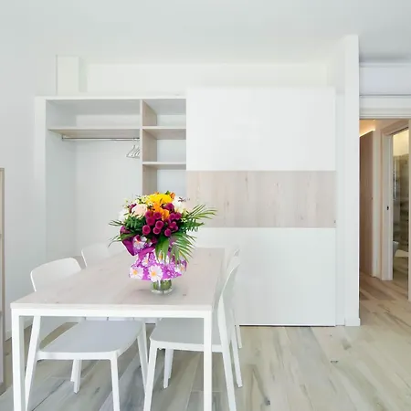 Marina Suites & Apartments 4 Stelle S-3