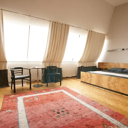 Hotel Monopol-3