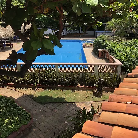 Hotel Arcoiris-3