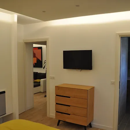 Chambres D'Hotes Sous L'Olivier-3