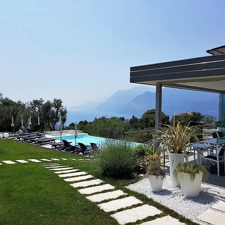 Guesthouse Grand View-3