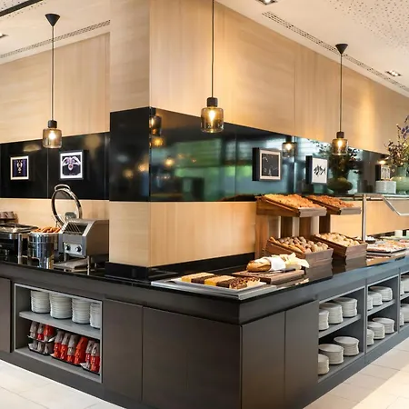 Star Inn Hotel Premium Wien Hauptbahnhof-3
