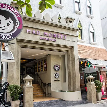 Mad Monkey Hostel Bangkok-2