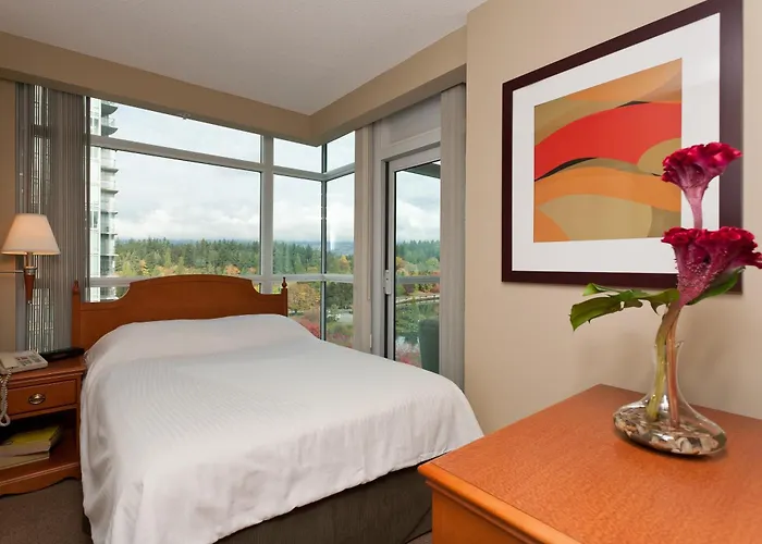 Lord Stanley Suites On The Park