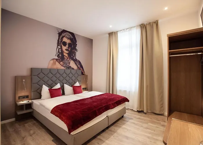 Hotel Am Freches Perlhuhn