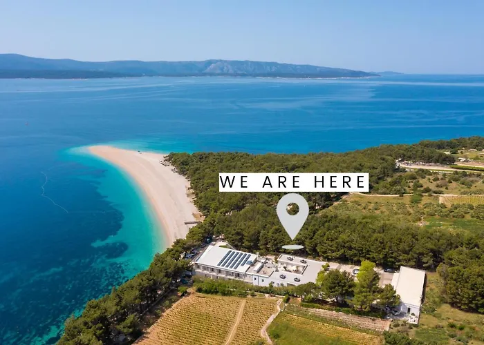 Zlatni Rat Beach