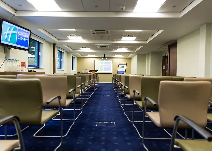 Holiday Inn Express Stratford By Ihg