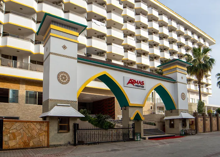 Happy Elegant Hotel