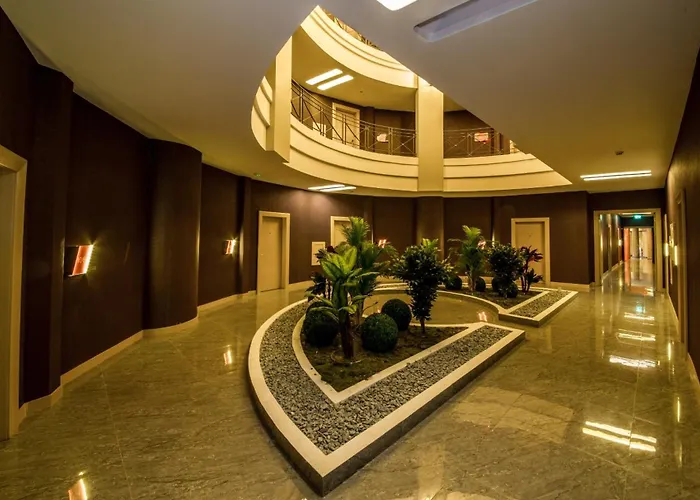 Hotel mit Aussicht: Costa Mare Suites