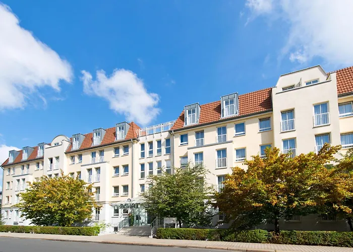 ACHAT Dresden Elbufer