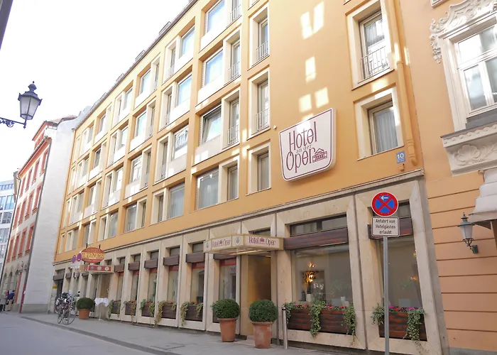  Der Oper