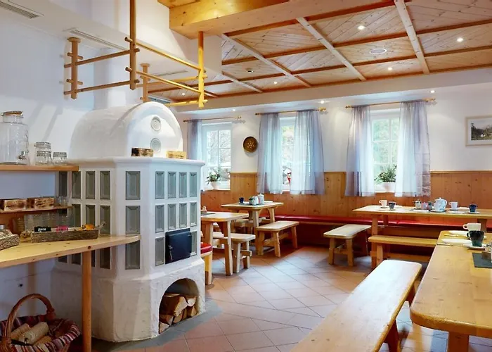 Kinderhotel Pinzgauer Hütte-Zell Am See-