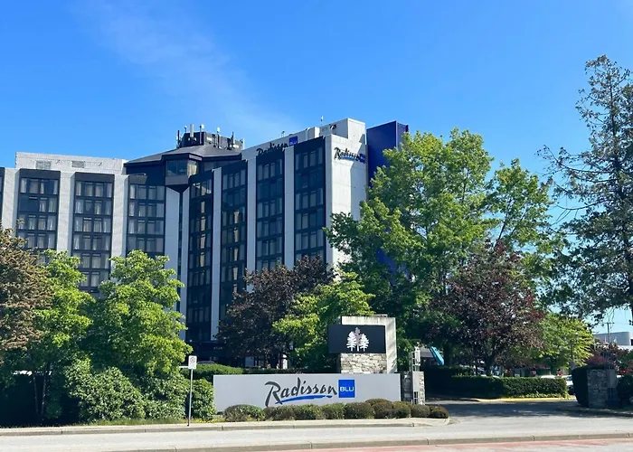 Wellness Hotels Radisson Blu Vancouver Airport & Marina
