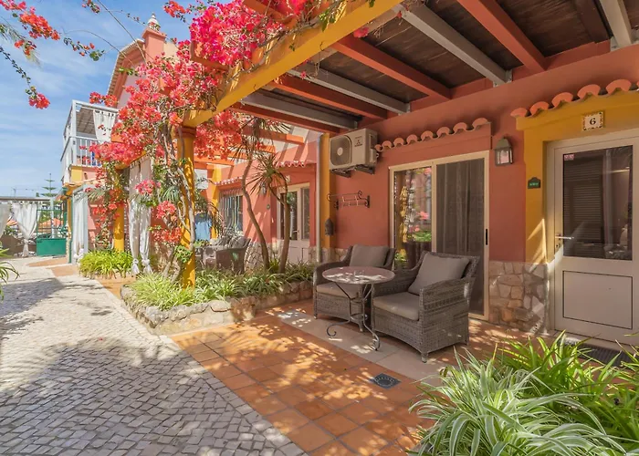 Villas D. Dinis - Charming Residence (Adults Only)