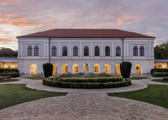 Anna Grand Hotel