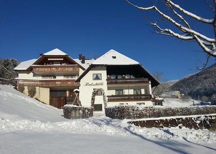 Gasthaus Ratsstüble Garni