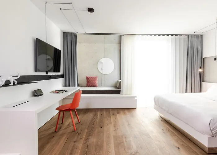 Kpm & Residences , A Member Of Design s