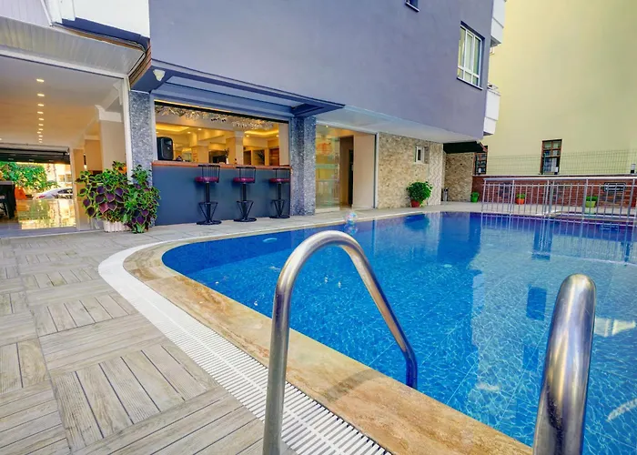 Miss Cleopatra Hotel