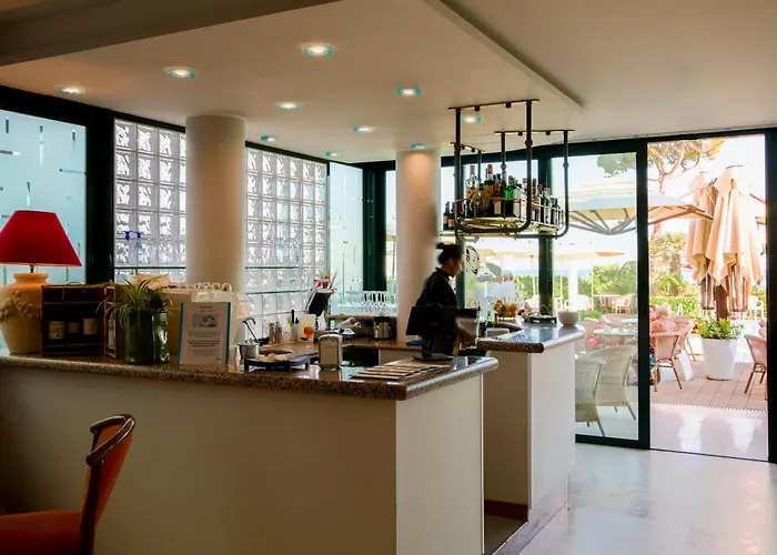 Ruhl Beach Hotel&Suites